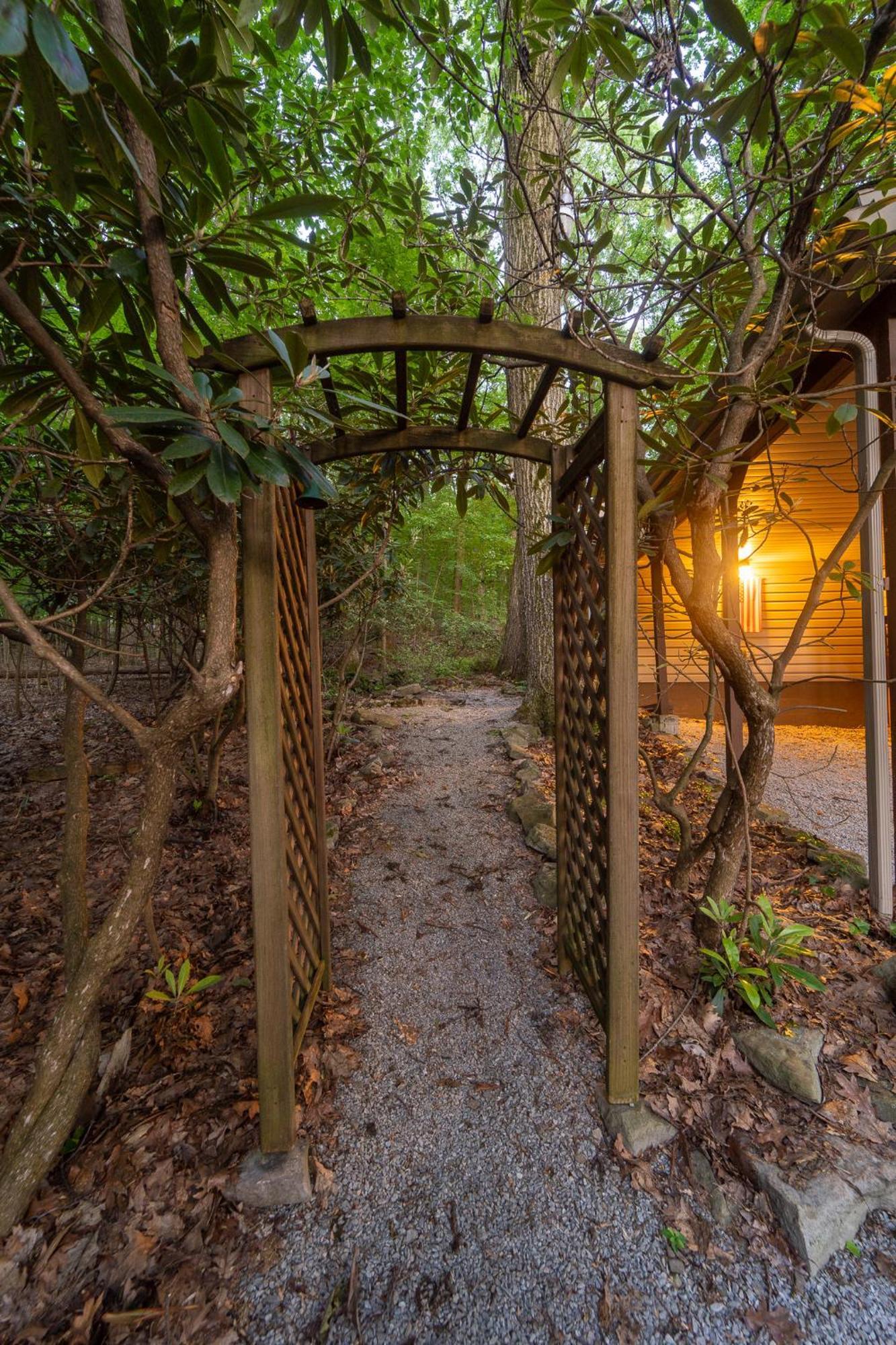 Secluded Near Ohiopyle And Seven Springs Chalet